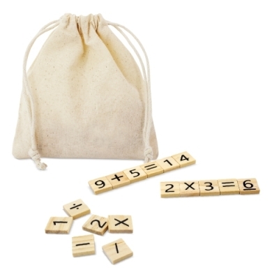Bolsa con juegos de madera